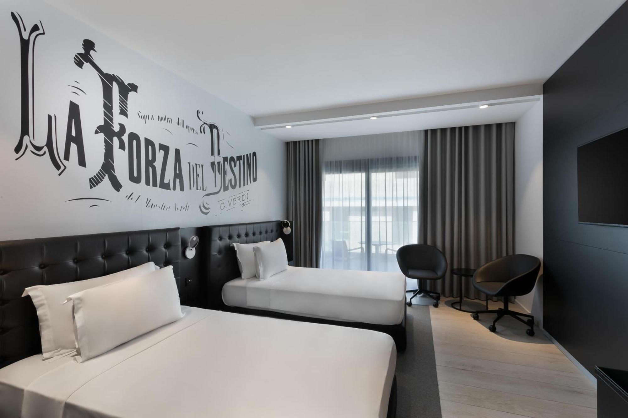 Verdi Promenade Hotel 4*