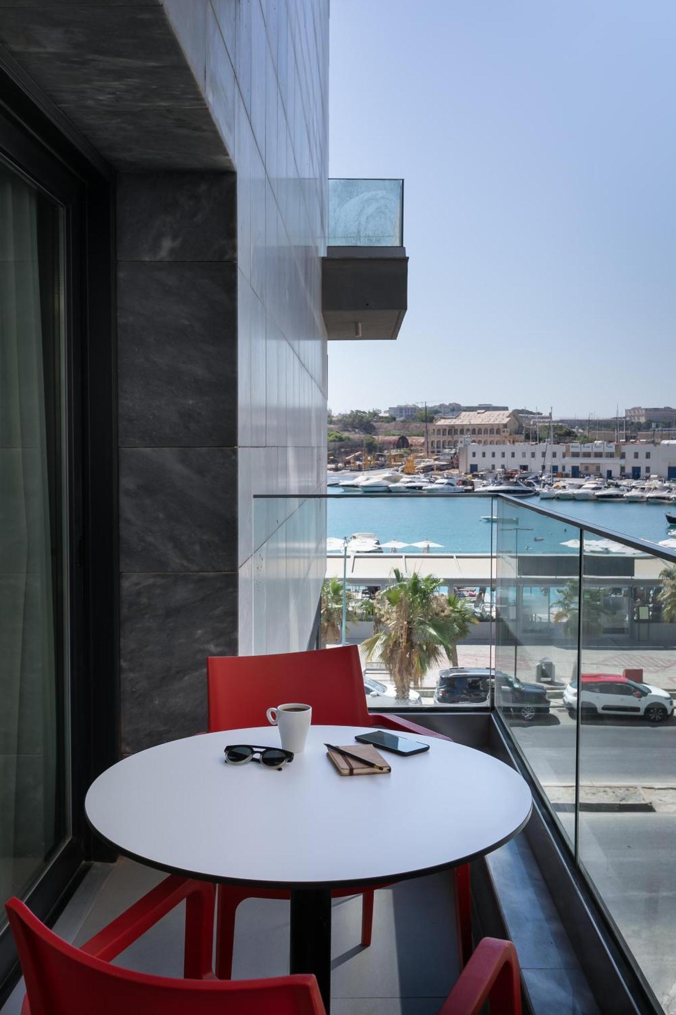Verdi Promenade Hotel
